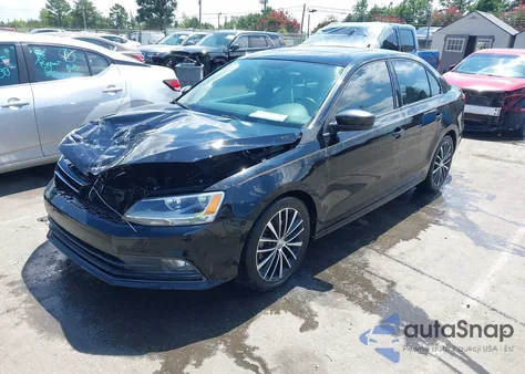 2016 Volkswagen Jetta 1.8T Sport из США, поврежденный, VIN 3VWB17AJ1GM276438